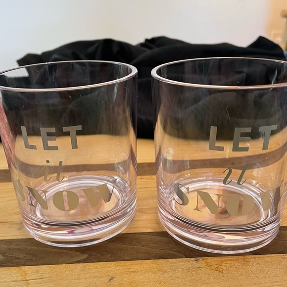 Kate Spade of 2 Winter Holiday “LET IT SNOW” Drinkware glasses New in box NWT - Picture 4 of 10
